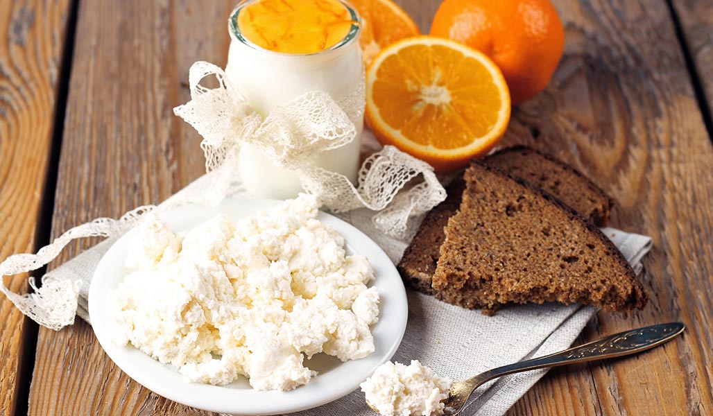 Low Carb Hüttenkäse-Orangendessert