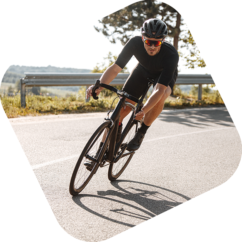 Bild zeigt Mann beim Radfahren